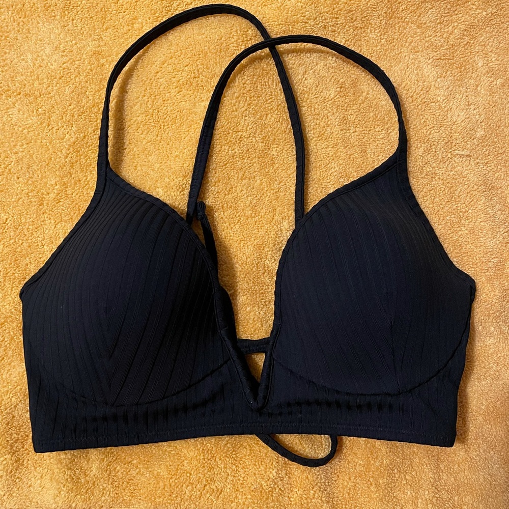Shade & Shore Black underwire bikini top